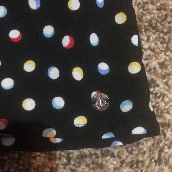 Very beautiful Volcom wrap skirt - Picture 2 of 5